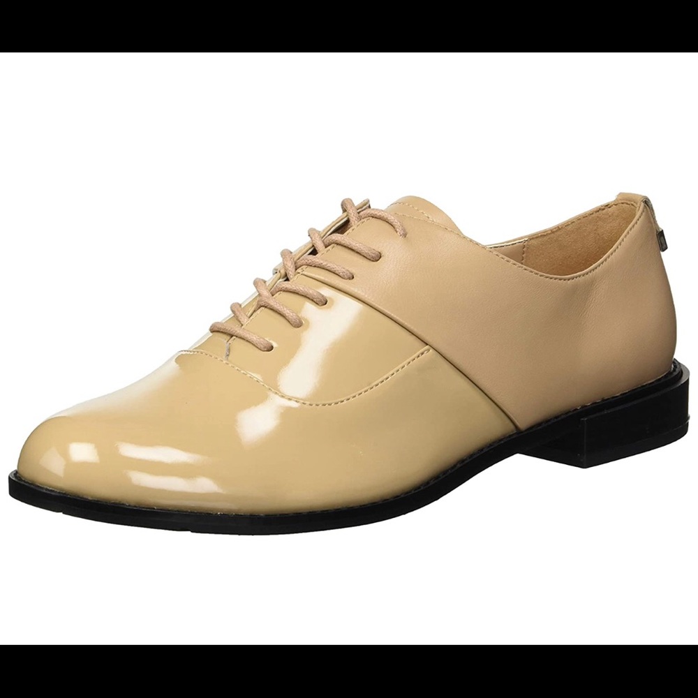 Calvin Klein Women's Aracely Oxford 9.5